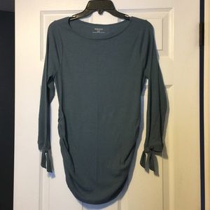 MATERNITY!! Three-Quarter Length Top